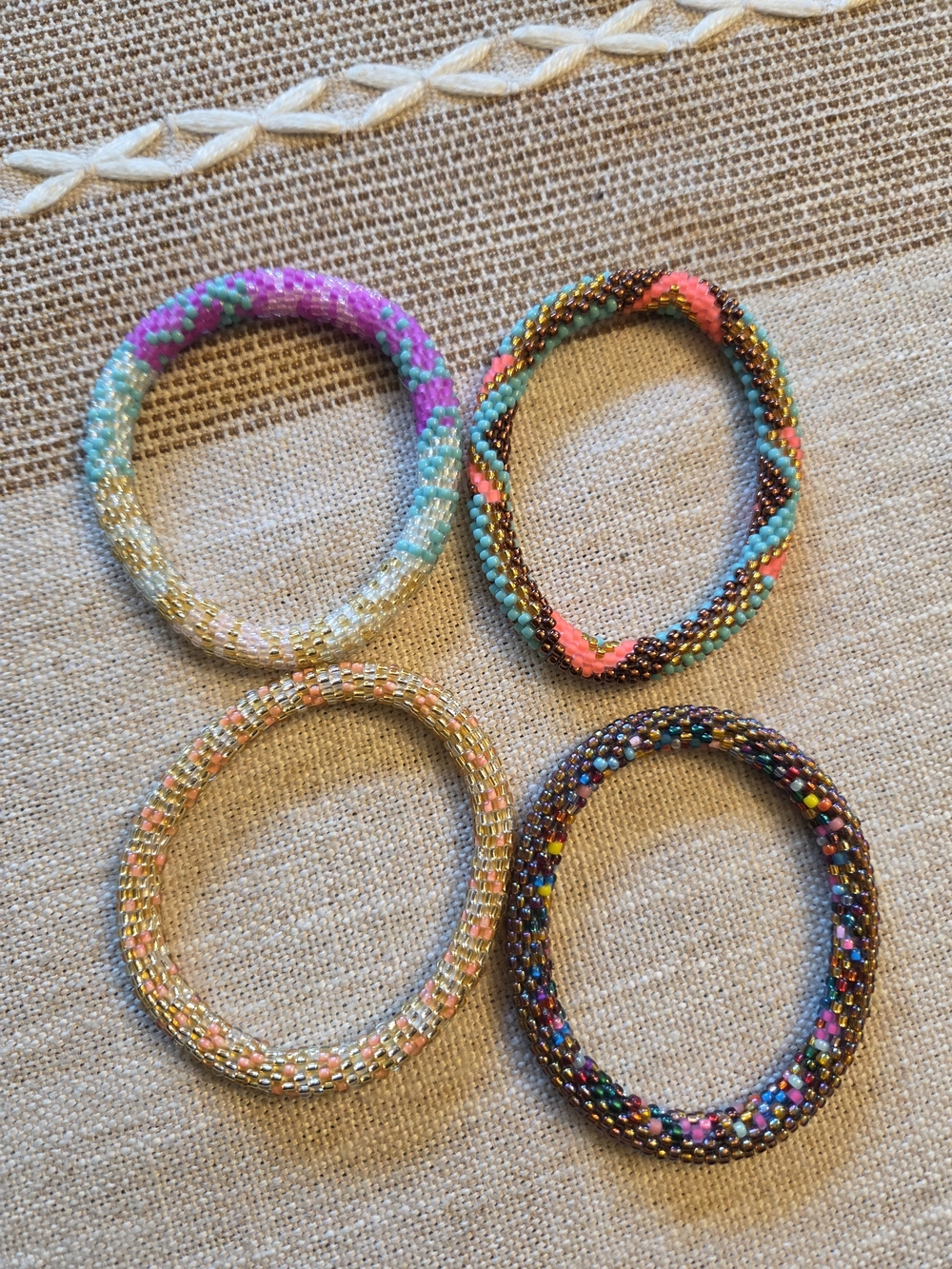 Sahska Co. Seed Bead  Bracelet Set - Multicolor